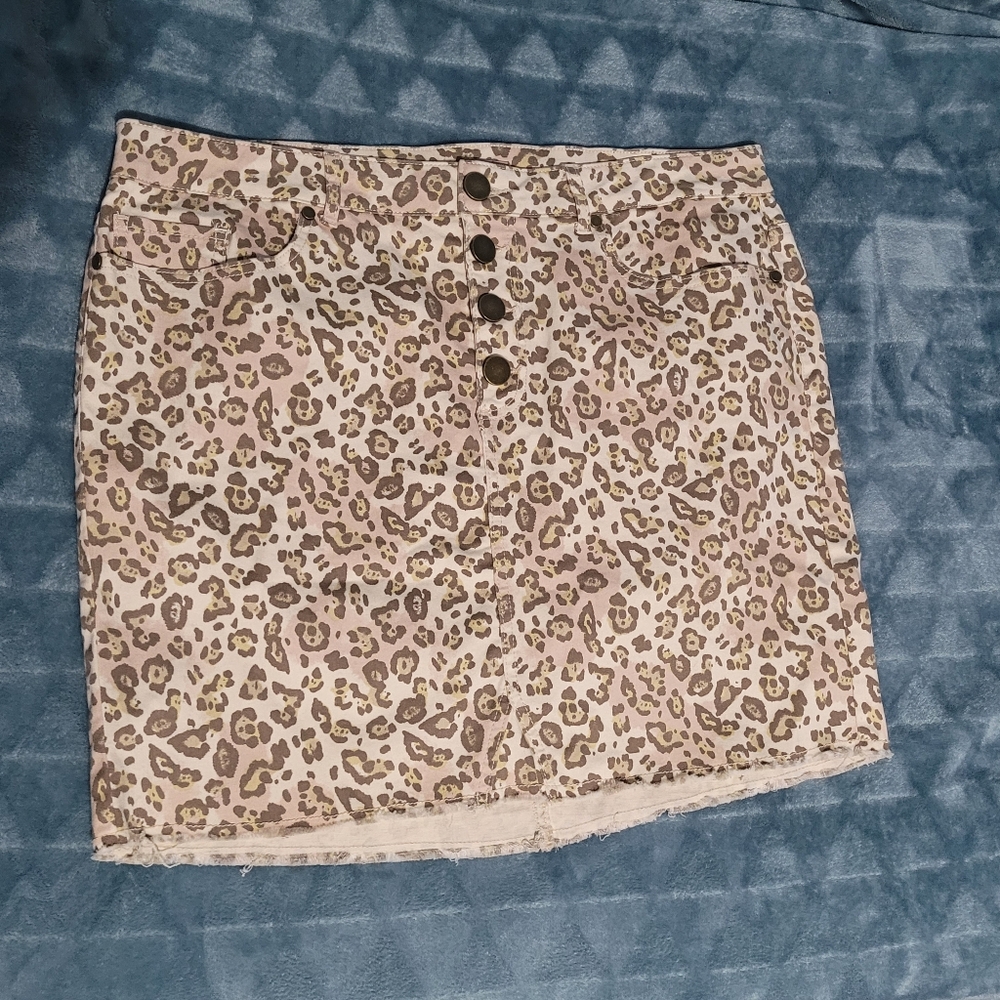 Wonderly Animal Print Button-Front Skirt